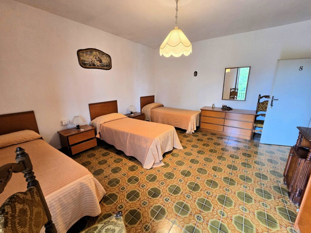 1647-Porzione terratetto di villetta bifamiliare con annessi e ampio terreno in posizione panoramica-Barberino di Mugello-22 Agenzia Immobiliare ASIP