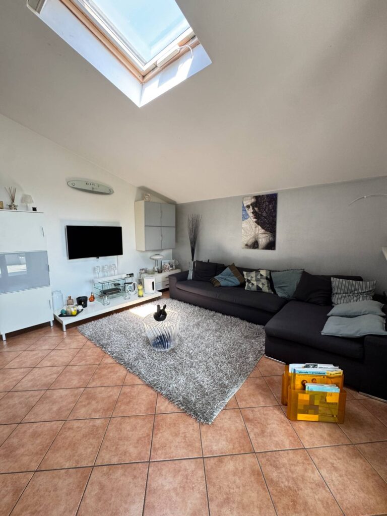 1649-Attico di recente costruzione con ampia terrazza-Montecatini-Terme-4 Agenzia Immobiliare ASIP