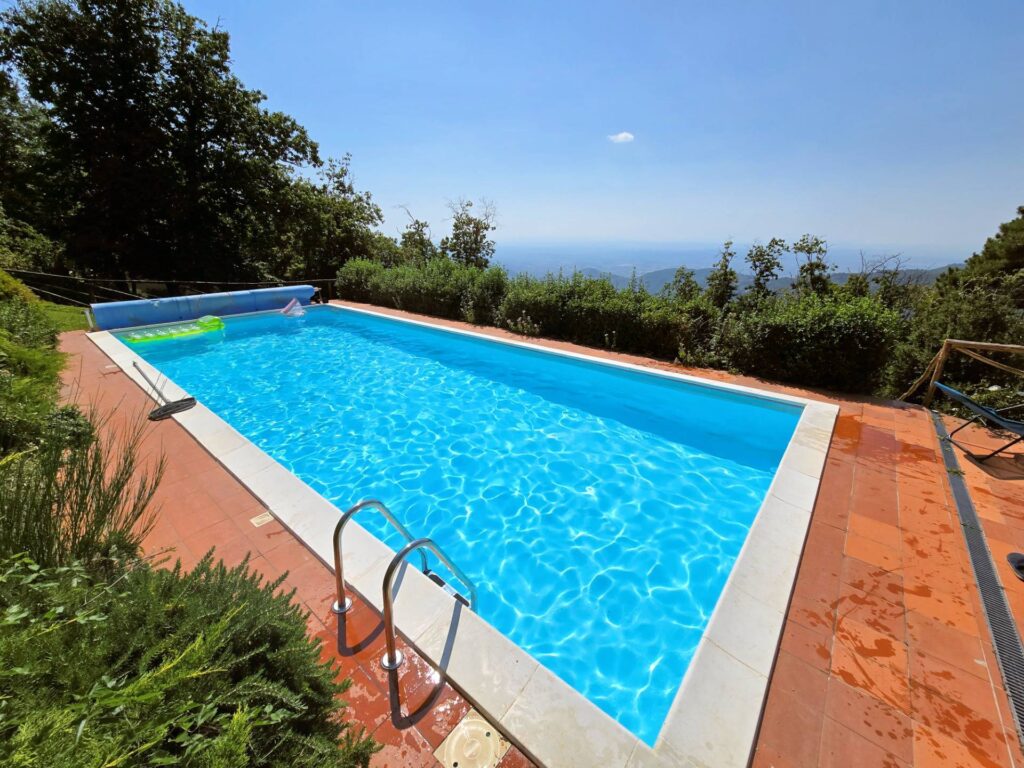 1652-Villetta libera su quattro lati recentemente ristrutturata con ampio giardino piscina e suggestiva vista panoramica-Marliana-5 Agenzia Immobiliare ASIP