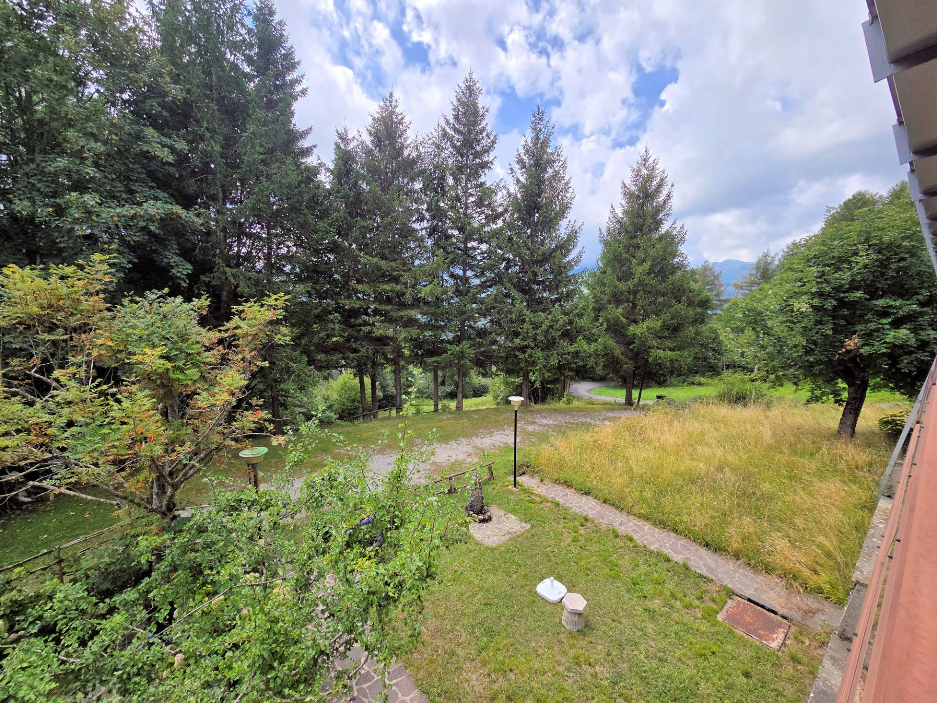 1629-Appartamento al piano primo ed ultimo con giardino privato-Abetone Cutigliano-1 Agenzia Immobiliare ASIP