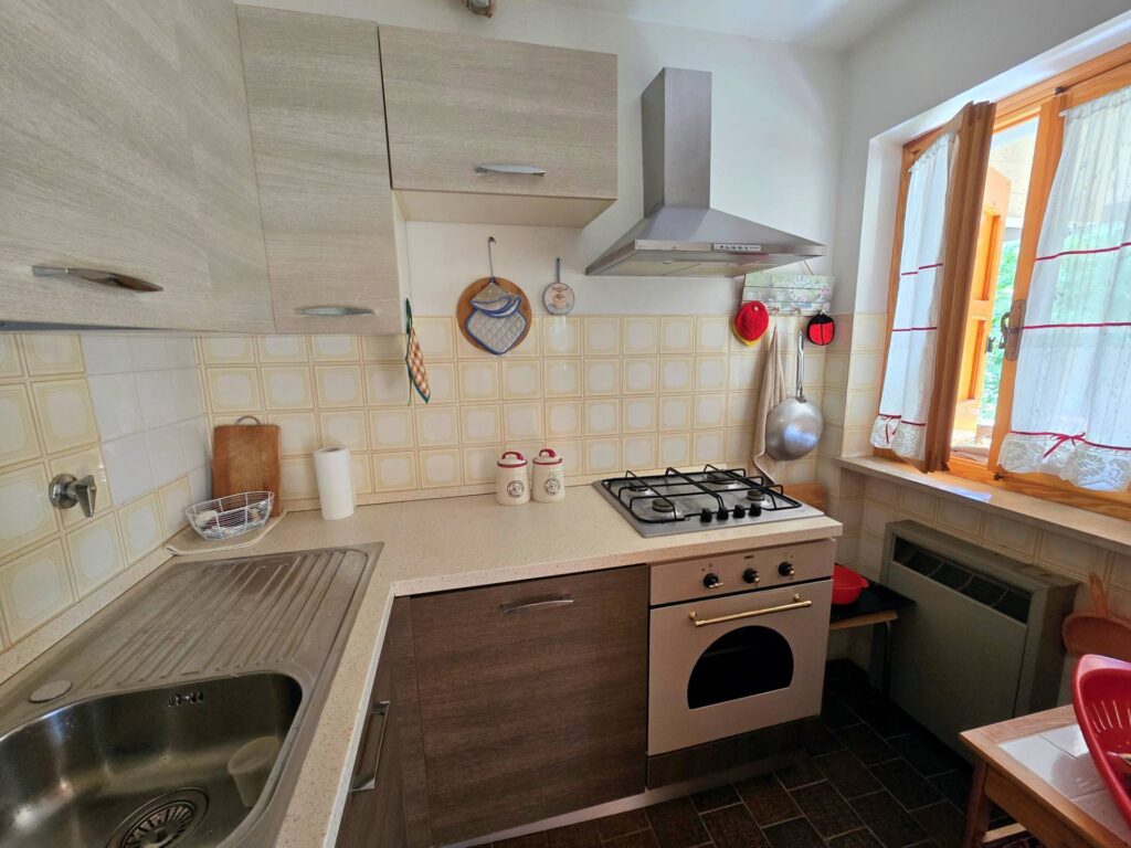 1629-Appartamento al piano primo ed ultimo con giardino privato-Abetone Cutigliano-12 Agenzia Immobiliare ASIP