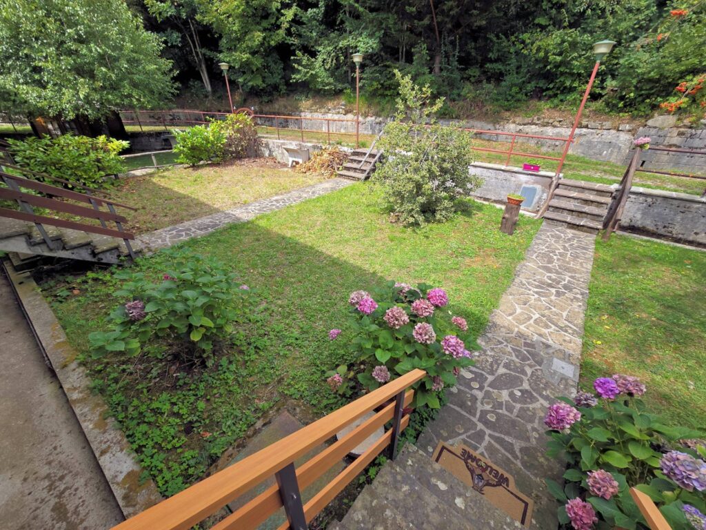 1629-Appartamento al piano primo ed ultimo con giardino privato-Abetone Cutigliano-3 Agenzia Immobiliare ASIP