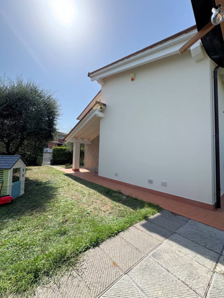 1656-Porzione terratetto di villa bifamiliare-Altopascio-6 Agenzia Immobiliare ASIP