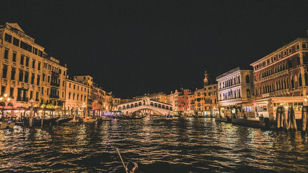 1664-Proponiamo la vendita di Alberghi Hotel di varie metrature a Venezia-Venezia-5 Agenzia Immobiliare ASIP