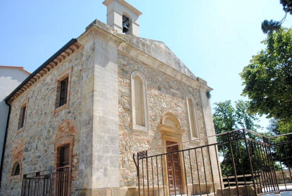 1665-Appartamento in antico borgo ristrutturato con piscina-Volterra-5 Agenzia Immobiliare ASIP