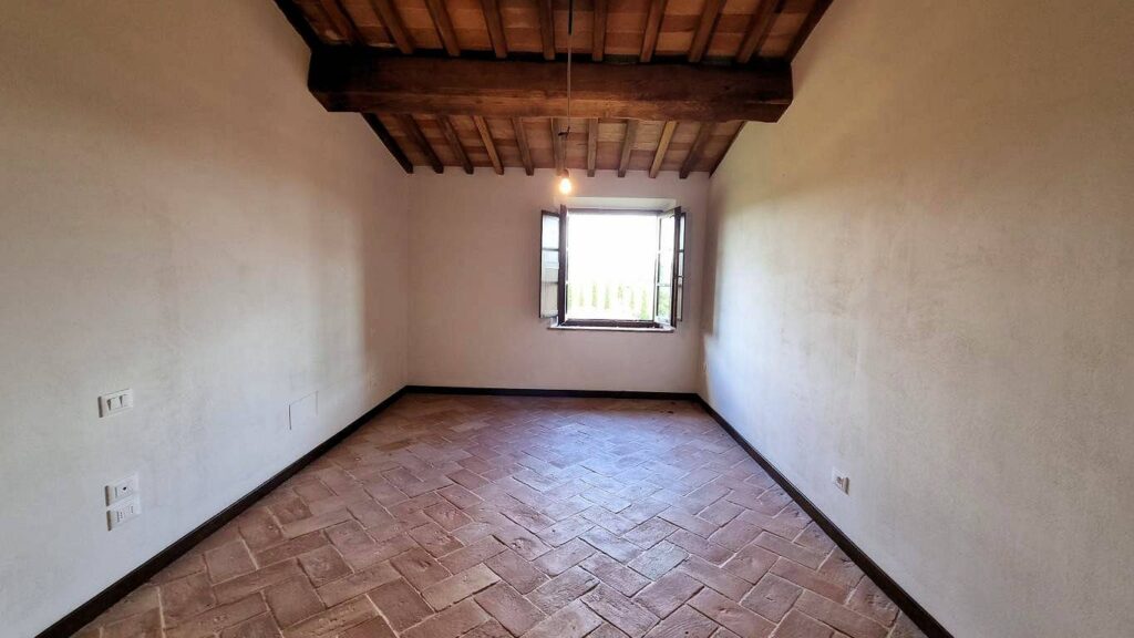 1665-Appartamento in antico borgo ristrutturato con piscina-Volterra-13 Agenzia Immobiliare ASIP