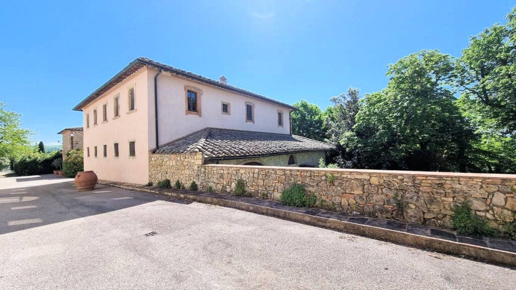 1666-Appartamento con giardino  in antico borgo ristrutturato con piscina-Volterra-8 Agenzia Immobiliare ASIP