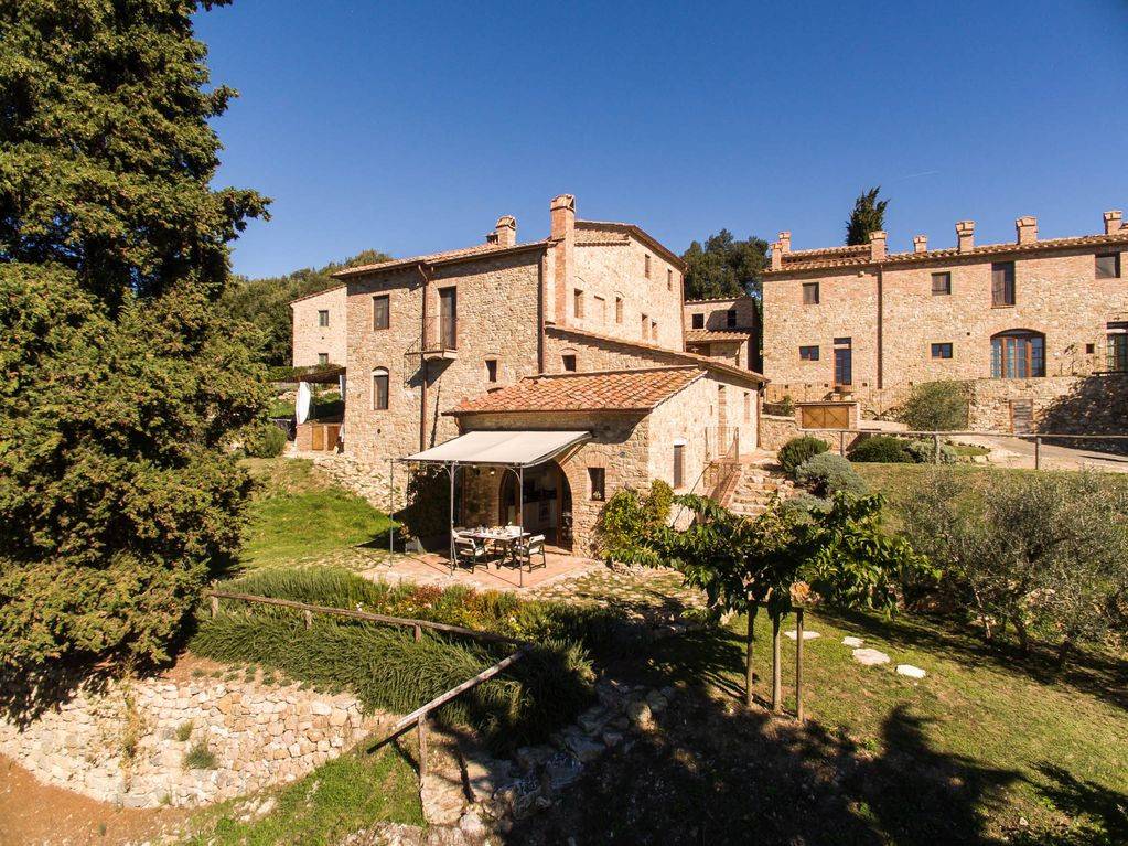 1667-Appartamento al piano terra in un prestigioso complesso immobiliare completamente ristrutturato con  fantastica piscina-Gambassi Terme-3 Agenzia Immobiliare ASIP