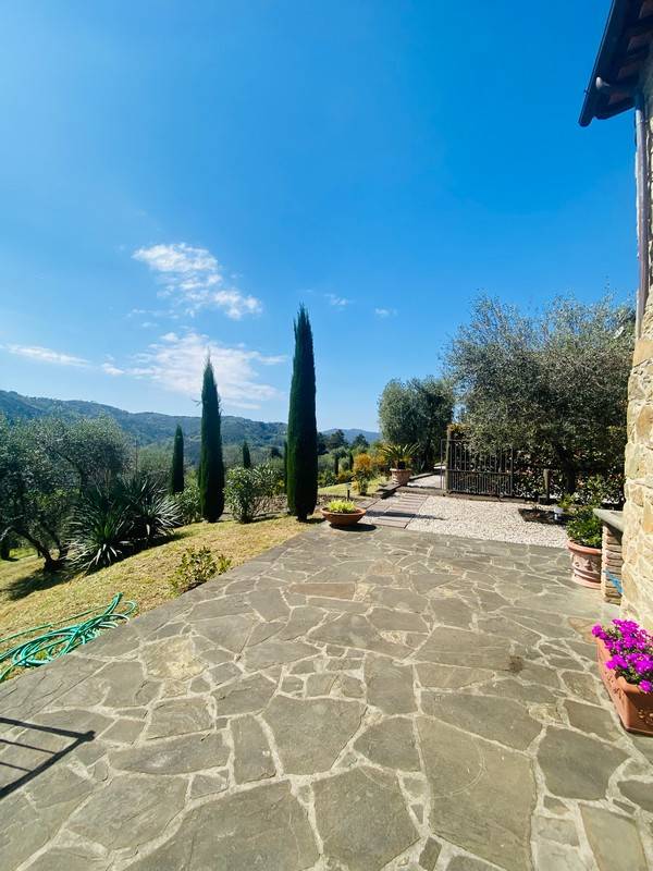 1672-Bellissimo rustico in stile Toscano con parco piscina e suggestiva vista panoramica-Pescaglia-8 Agenzia Immobiliare ASIP