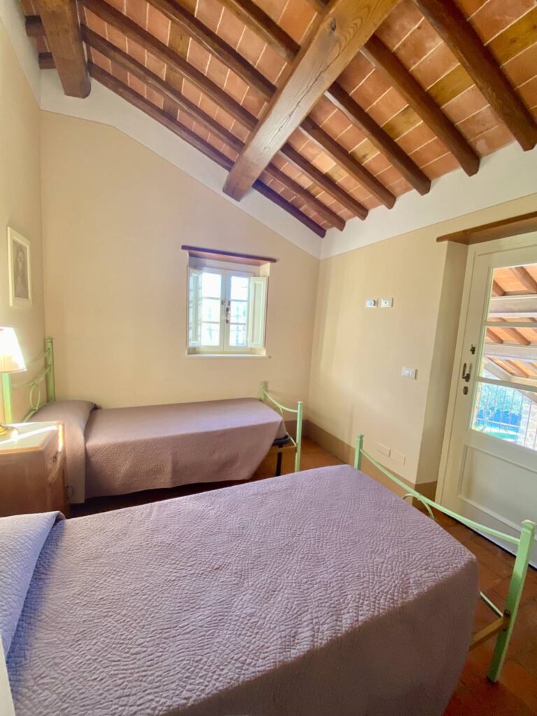 1672-Bellissimo rustico in stile Toscano con parco piscina e suggestiva vista panoramica-Pescaglia-26 Agenzia Immobiliare ASIP