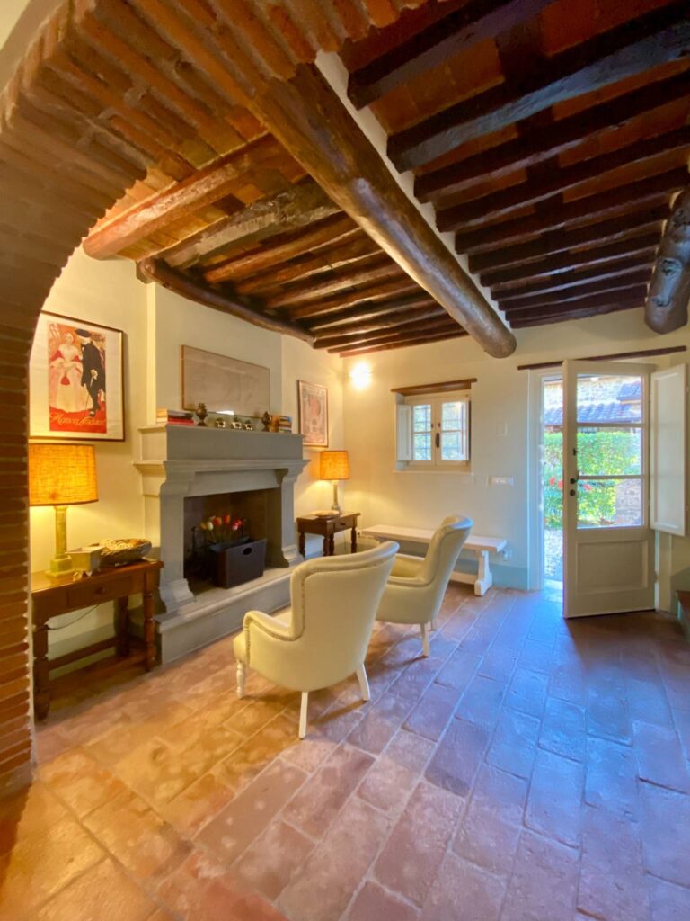1672-Bellissimo rustico in stile Toscano con parco piscina e suggestiva vista panoramica-Pescaglia-19 Agenzia Immobiliare ASIP
