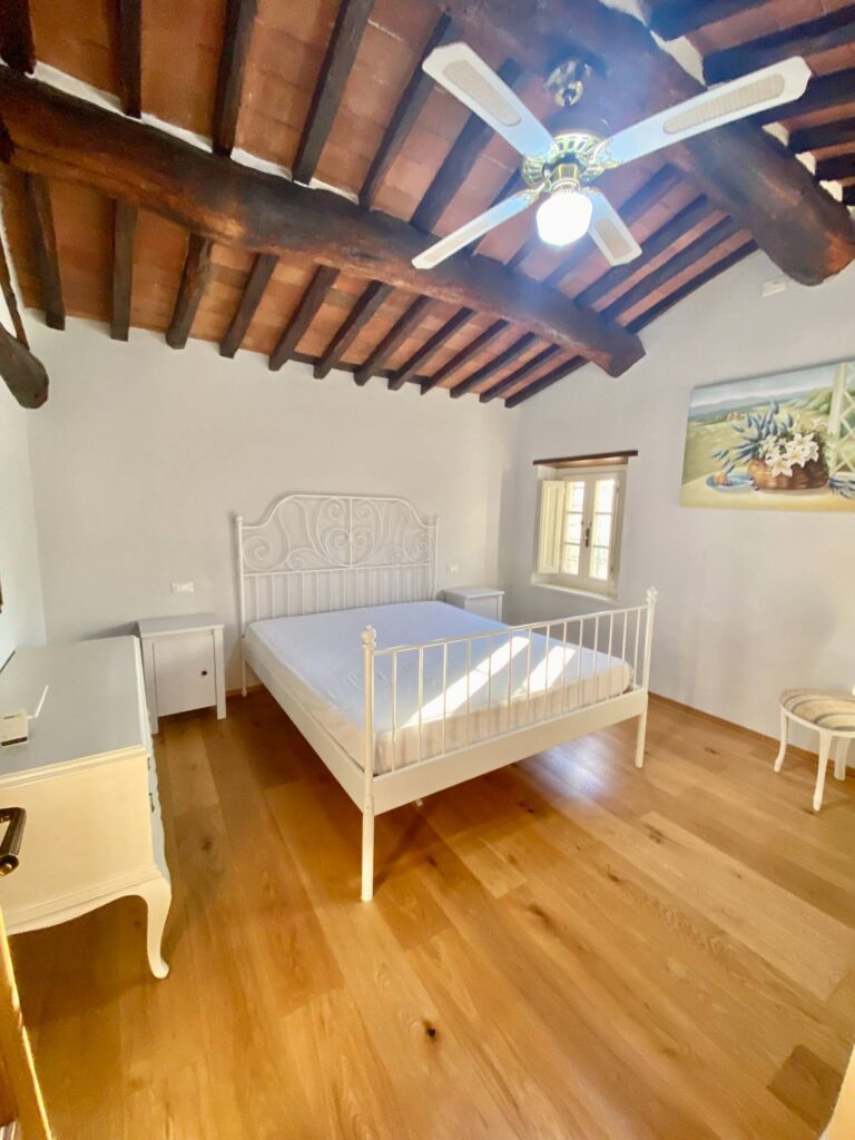 1672-Bellissimo rustico in stile Toscano con parco piscina e suggestiva vista panoramica-Pescaglia-29 Agenzia Immobiliare ASIP