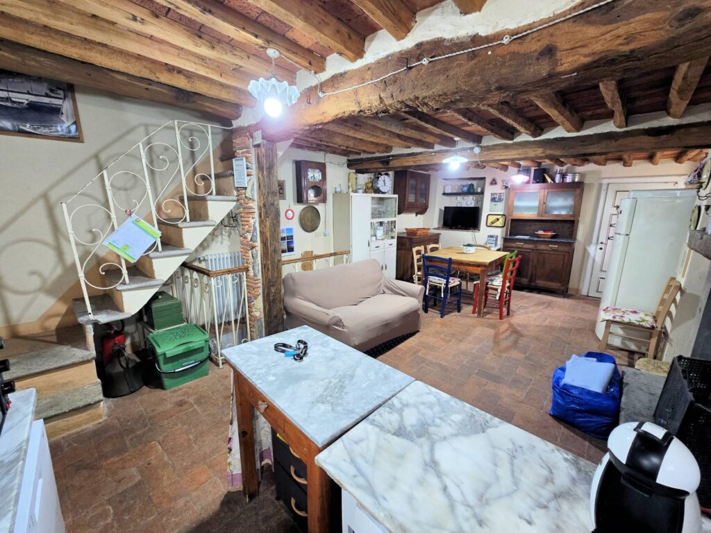 1673-Terratetto libero su tre lati con ampio giardino e vista panoramica fino al mare-Massarosa-19 Agenzia Immobiliare ASIP