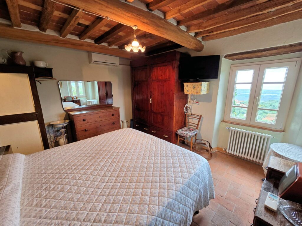 1673-Terratetto libero su tre lati con ampio giardino e vista panoramica fino al mare-Massarosa-22 Agenzia Immobiliare ASIP