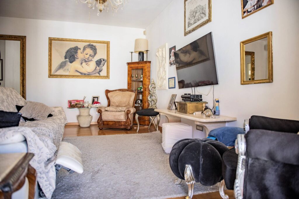 1675-Appartamento di ampia superficie con entrata indipendente disposto al piano terra e primo-San Vincenzo-3 Agenzia Immobiliare ASIP