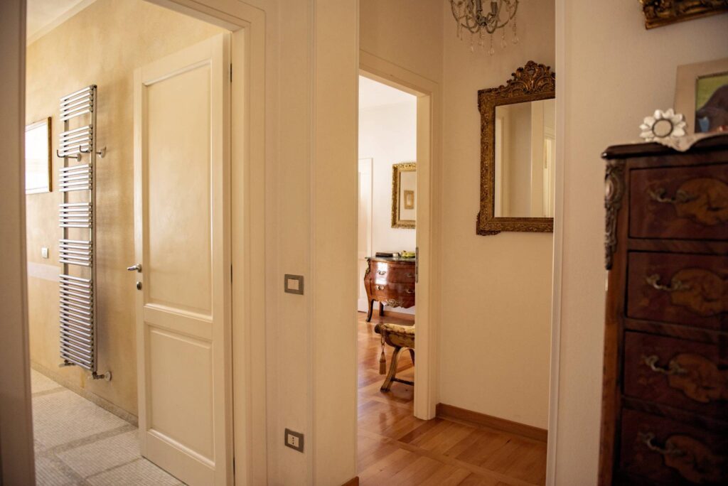 1675-Appartamento di ampia superficie con entrata indipendente disposto al piano terra e primo-San Vincenzo-20 Agenzia Immobiliare ASIP