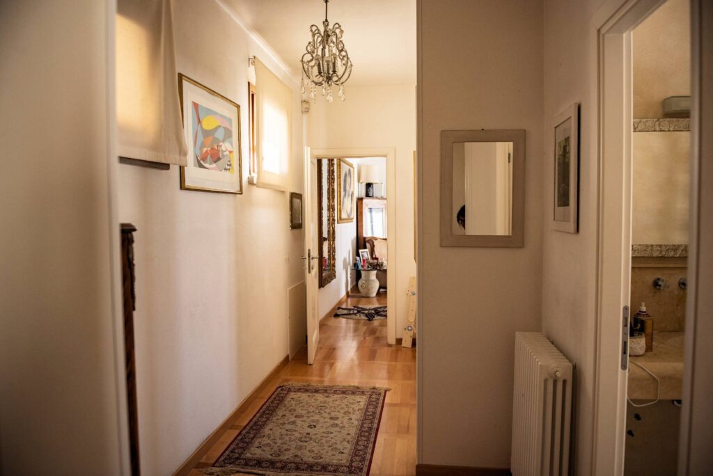 1675-Appartamento di ampia superficie con entrata indipendente disposto al piano terra e primo-San Vincenzo-5 Agenzia Immobiliare ASIP