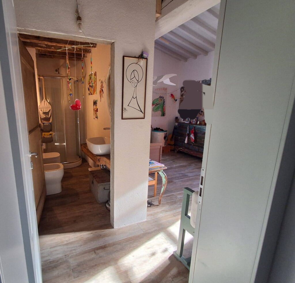 1680-Terratetto completamente ristrutturato libero su tre lati con dependance giardino e posti auto a Tizzana-Quarrata-19 Agenzia Immobiliare ASIP