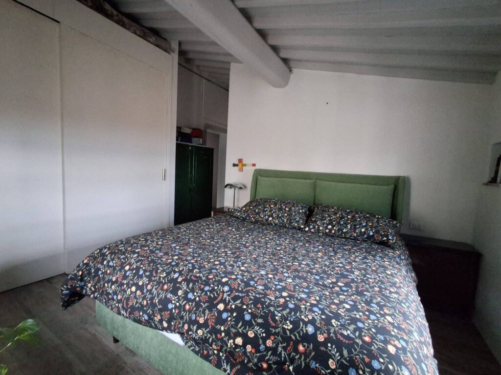 1680-Terratetto completamente ristrutturato libero su tre lati con dependance giardino e posti auto a Tizzana-Quarrata-20 Agenzia Immobiliare ASIP