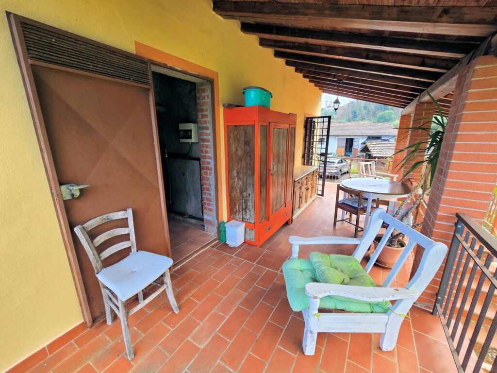 1681-Podere in stile rustico Toscano con annessi e terreno in ottima posizione-Montecatini-Terme-4 Agenzia Immobiliare ASIP
