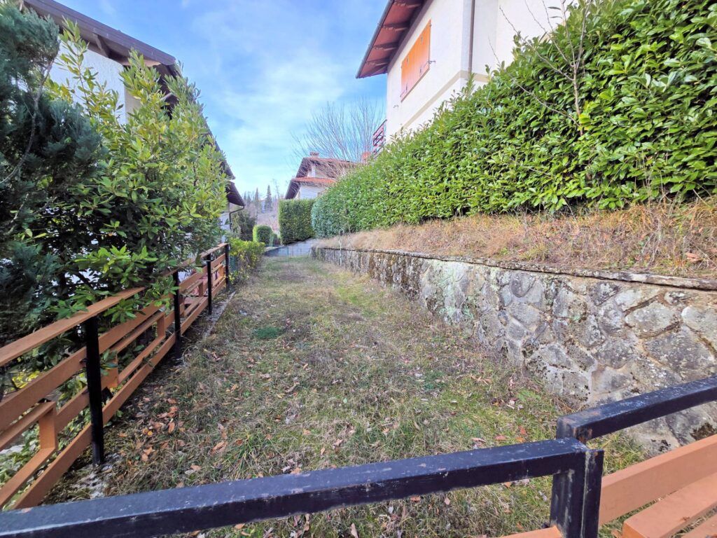 1661-Porzione di bifamiliare posta al piano terra con giardino privato-Abetone Cutigliano-11 Agenzia Immobiliare ASIP