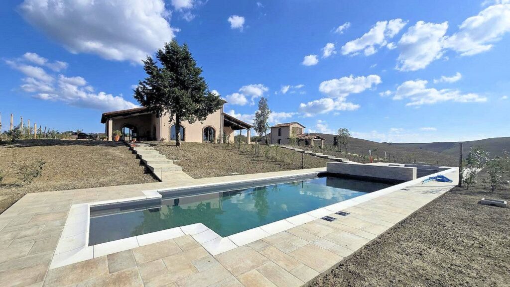 1608-Porzione terratetto di villa bifamiliare con giardino privato e piscina condominiale-Lajatico-1 Agenzia Immobiliare ASIP