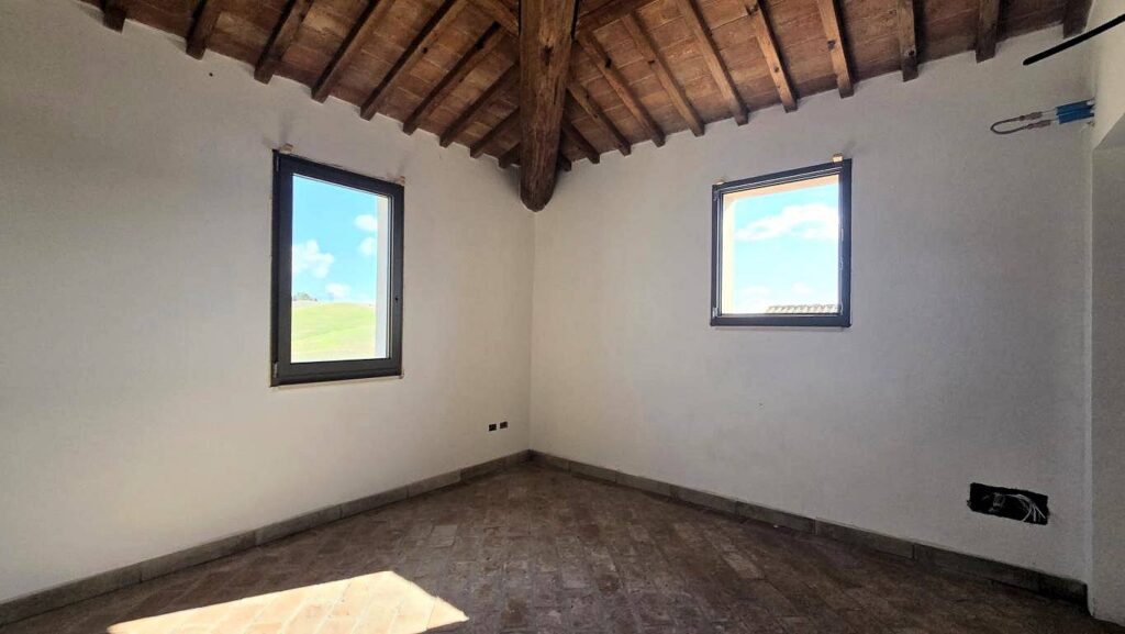 1608-Porzione terratetto di villa bifamiliare con giardino privato e piscina condominiale-Lajatico-18 Agenzia Immobiliare ASIP