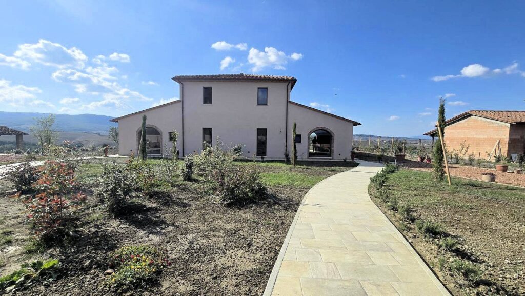 1608-Porzione terratetto di villa bifamiliare con giardino privato e piscina condominiale-Lajatico-10 Agenzia Immobiliare ASIP