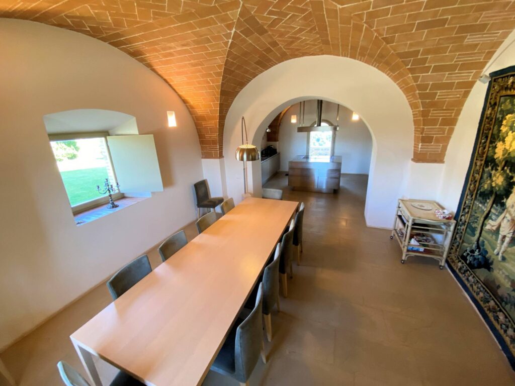 1538-Proprieta' prestigiosa in un'oasi di pace e bellezza naturalistica-Volterra-29 Agenzia Immobiliare ASIP