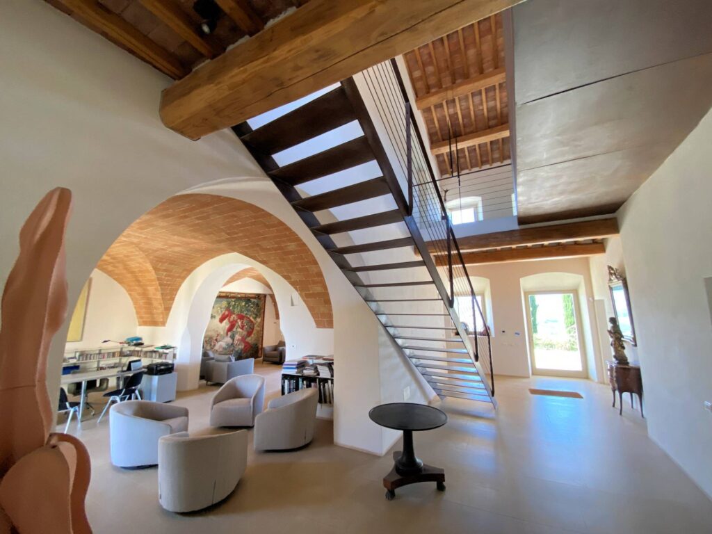 1538-Proprieta' prestigiosa in un'oasi di pace e bellezza naturalistica-Volterra-21 Agenzia Immobiliare ASIP