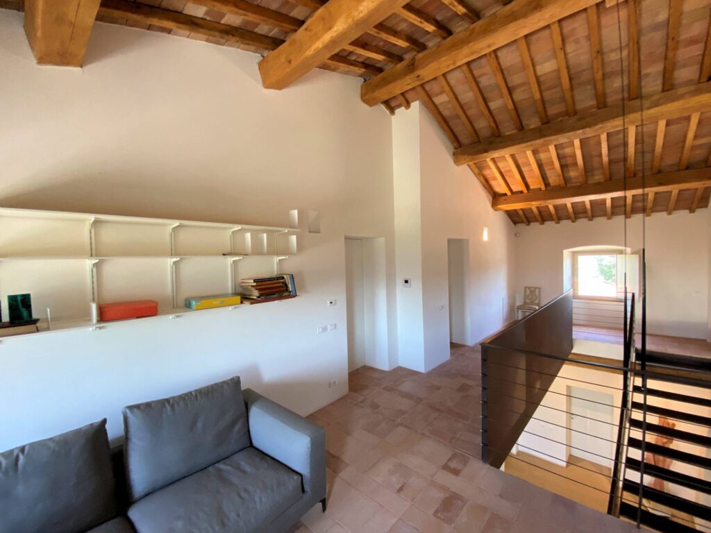 1538-Proprieta' prestigiosa in un'oasi di pace e bellezza naturalistica-Volterra-32 Agenzia Immobiliare ASIP