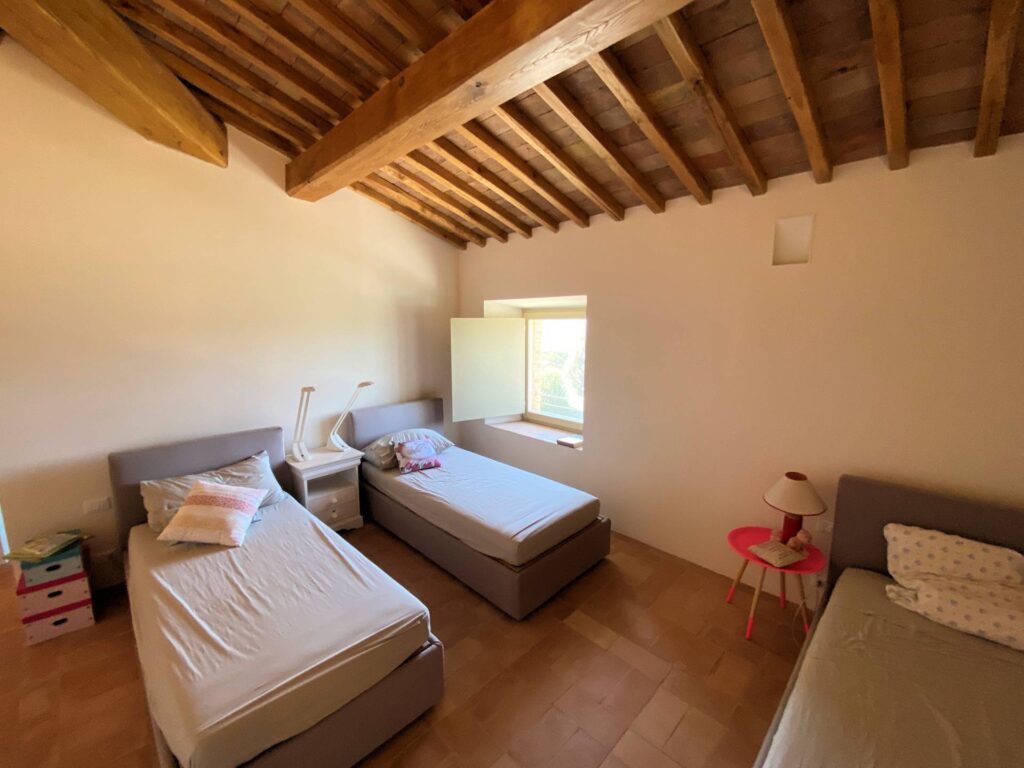 1538-Proprieta' prestigiosa in un'oasi di pace e bellezza naturalistica-Volterra-34 Agenzia Immobiliare ASIP