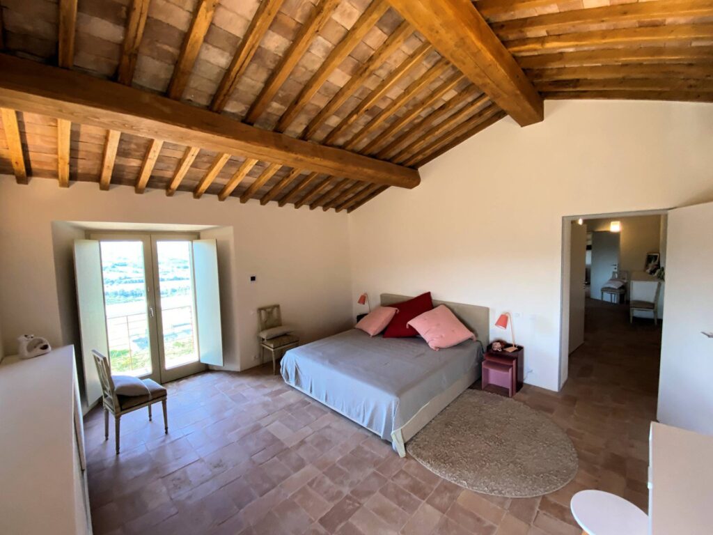 1538-Proprieta' prestigiosa in un'oasi di pace e bellezza naturalistica-Volterra-36 Agenzia Immobiliare ASIP