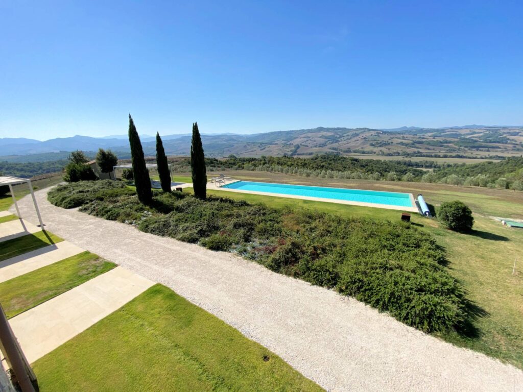 1538-Proprieta' prestigiosa in un'oasi di pace e bellezza naturalistica-Volterra-2 Agenzia Immobiliare ASIP