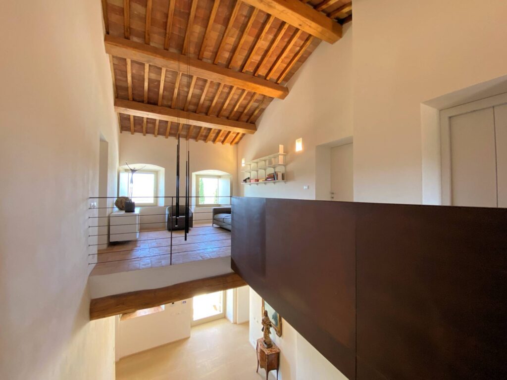 1538-Proprieta' prestigiosa in un'oasi di pace e bellezza naturalistica-Volterra-40 Agenzia Immobiliare ASIP