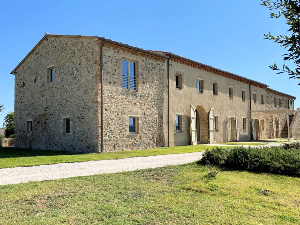 1538-Proprieta' prestigiosa in un'oasi di pace e bellezza naturalistica-Volterra-5 Agenzia Immobiliare ASIP