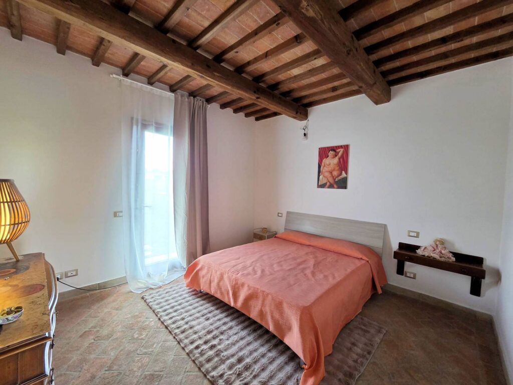1608-Porzione terratetto di villa bifamiliare con giardino privato e piscina condominiale-Lajatico-16 Agenzia Immobiliare ASIP