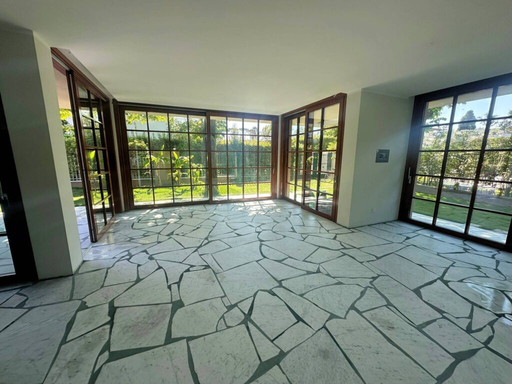 1567-Villa di ampia superficie in zona residenziale con rifiniture di altissimo livello-Forte dei Marmi-15 Agenzia Immobiliare ASIP