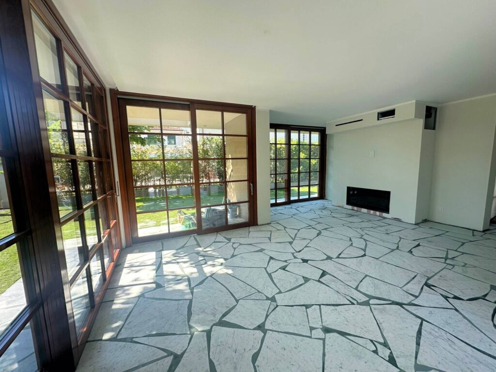 1567-Villa di ampia superficie in zona residenziale con rifiniture di altissimo livello-Forte dei Marmi-16 Agenzia Immobiliare ASIP