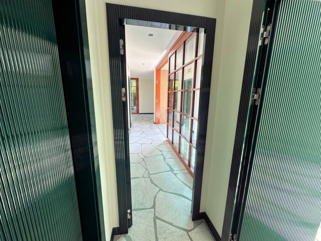 1567-Villa di ampia superficie in zona residenziale con rifiniture di altissimo livello-Forte dei Marmi-22 Agenzia Immobiliare ASIP