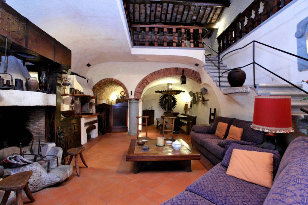 527-Rustico Toscano-Camaiore-2 Agenzia Immobiliare ASIP