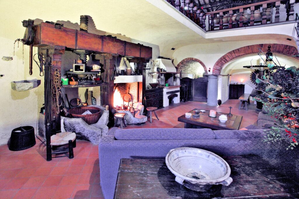 527-Rustico Toscano-Camaiore-5 Agenzia Immobiliare ASIP