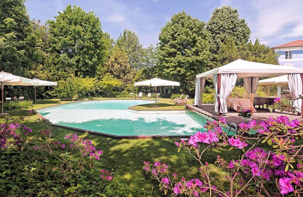 1340-Bellissima struttura turistico ricettiva con ristorante  parco e piscina-Lucca-2 Agenzia Immobiliare ASIP