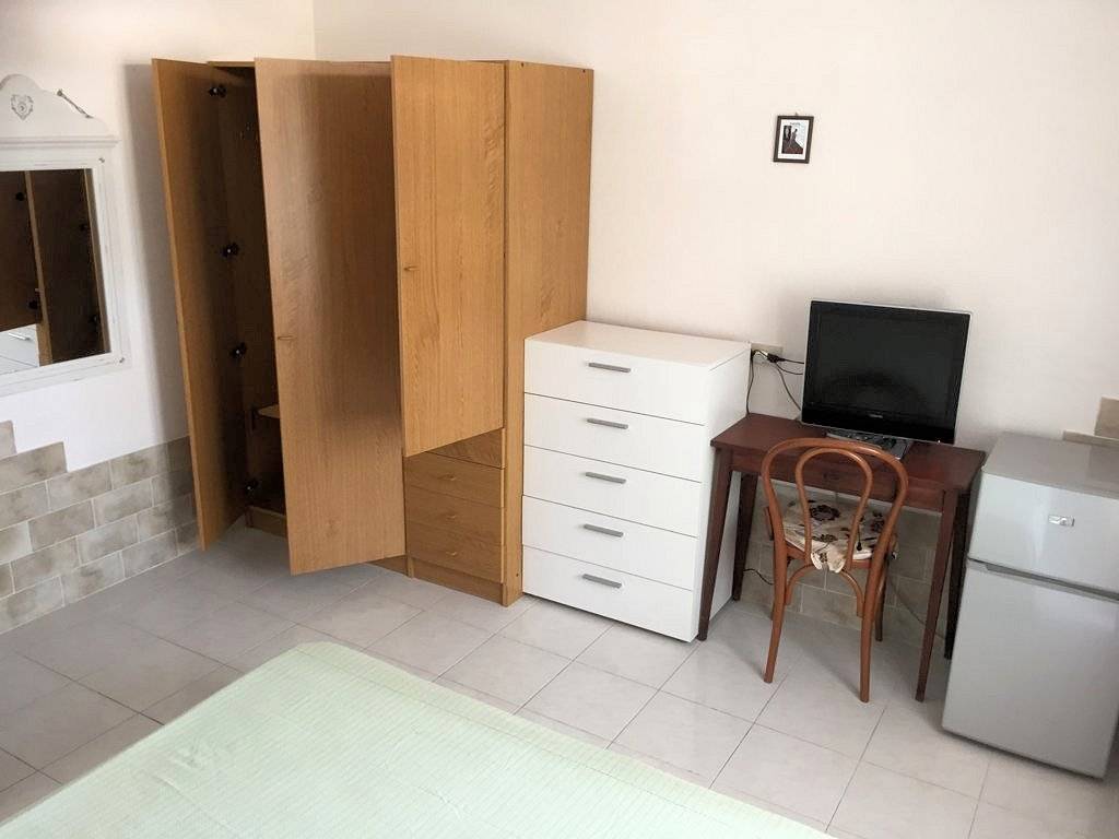 1404-Bel complesso immobiliare suddiviso in cinque appartamenti a 50 metri dal mare-Marciana-13 Agenzia Immobiliare ASIP