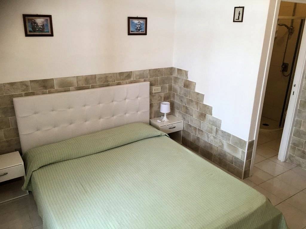 1404-Bel complesso immobiliare suddiviso in cinque appartamenti a 50 metri dal mare-Marciana-15 Agenzia Immobiliare ASIP