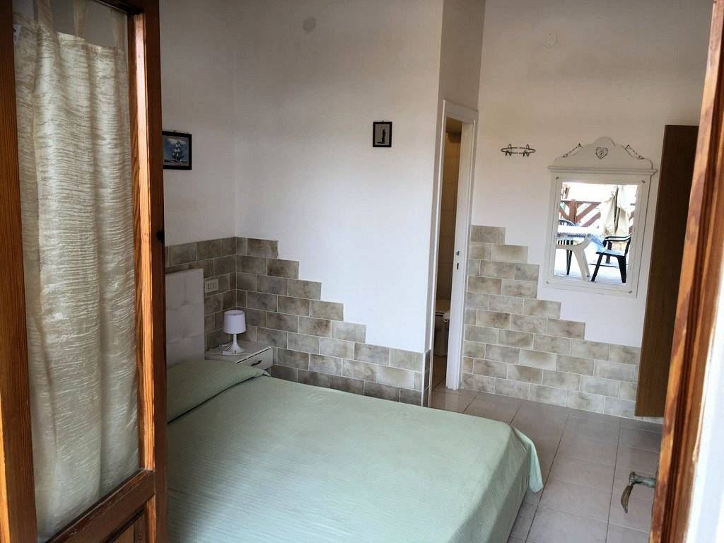 1404-Bel complesso immobiliare suddiviso in cinque appartamenti a 50 metri dal mare-Marciana-18 Agenzia Immobiliare ASIP