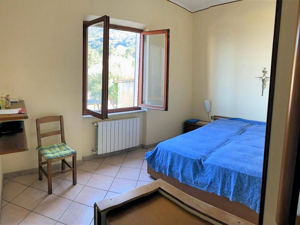 1404-Bel complesso immobiliare suddiviso in cinque appartamenti a 50 metri dal mare-Marciana-16 Agenzia Immobiliare ASIP