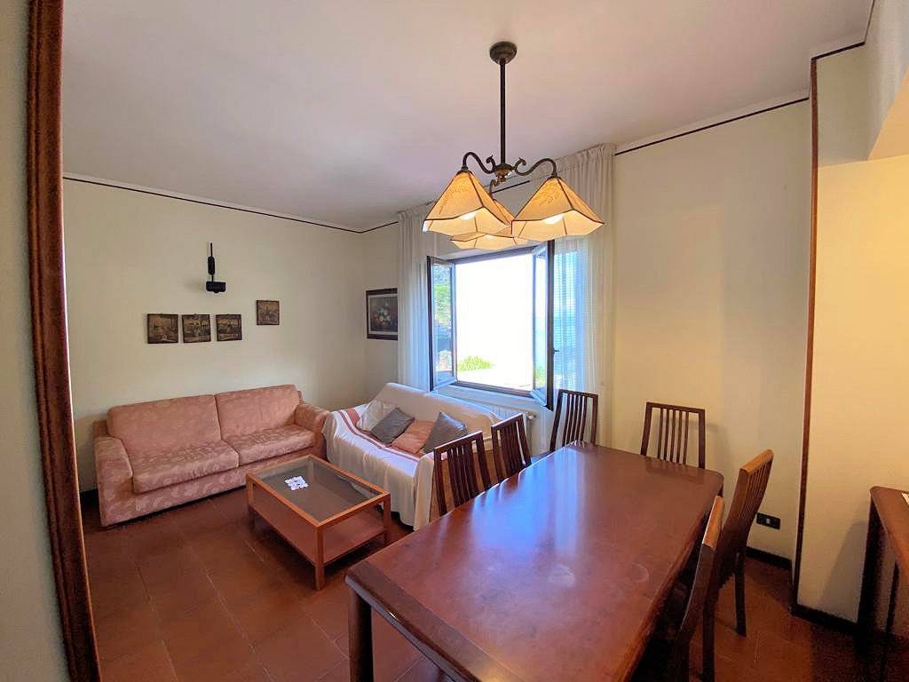1404-Bel complesso immobiliare suddiviso in cinque appartamenti a 50 metri dal mare-Marciana-7 Agenzia Immobiliare ASIP