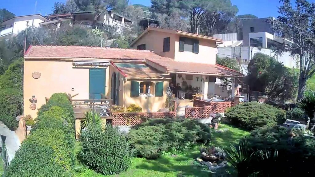 1406-Villa singola con giardino a pochi metri dal mare-Portoferraio-8 Agenzia Immobiliare ASIP