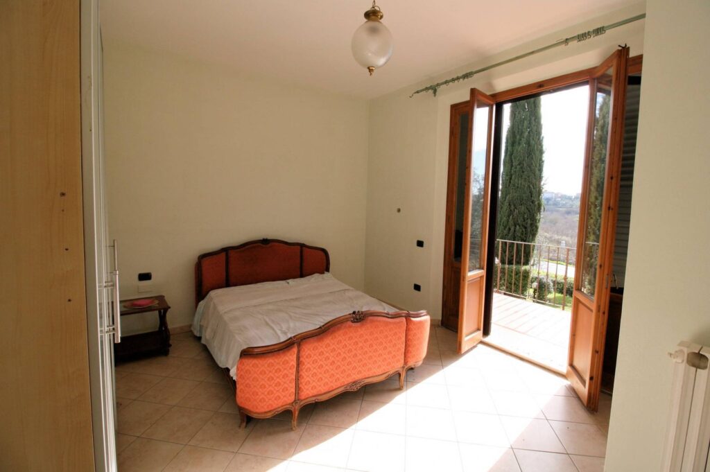 1501-Villetta libera su quattro lati con ampio giardino in zona panoramica-Montespertoli-19 Agenzia Immobiliare ASIP